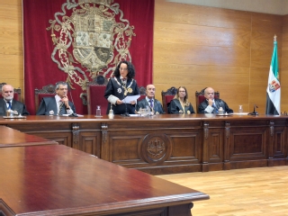 La presidenta del alto tribunal extremeño durante su discurso